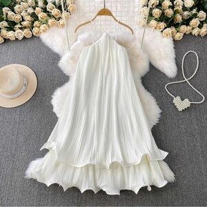 Elegant White Pleated Dress